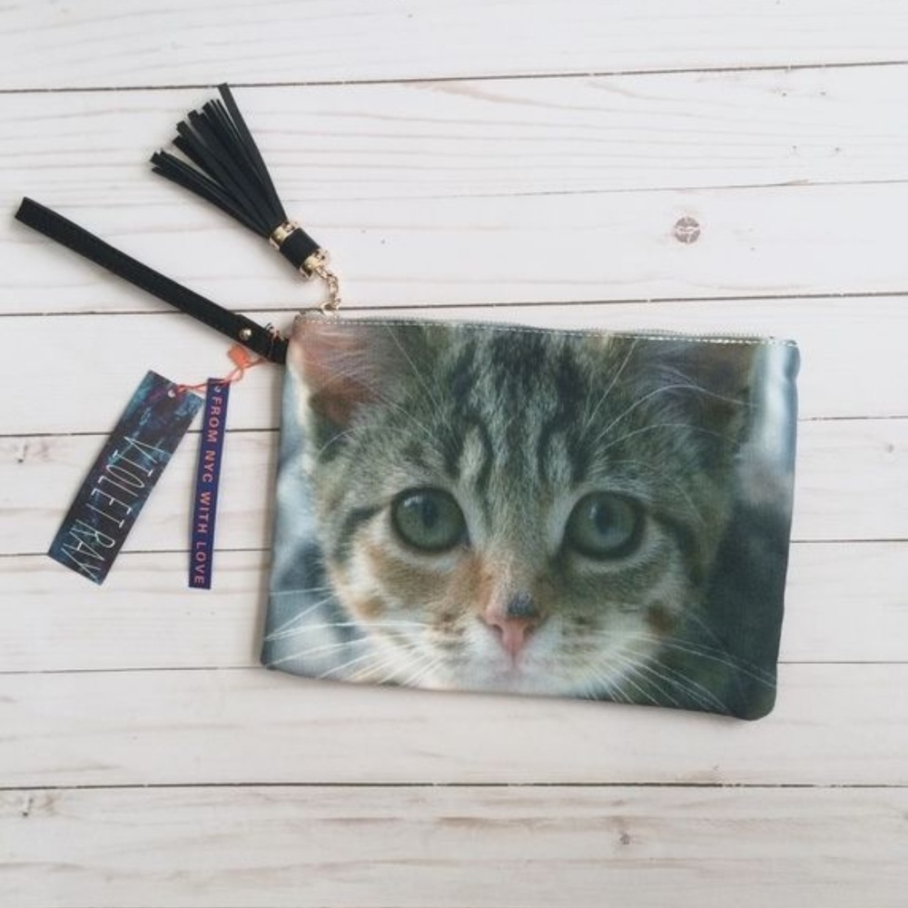 NWT Francesca's Cat Print Canvas Wristlet